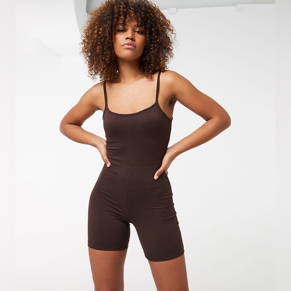 BASIC BODYCON ROMPER - Picture 1 of 11